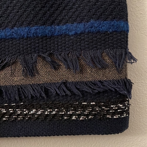 Alice + Olivia Elana Textured Mini Skirt - Picture 6 of 9